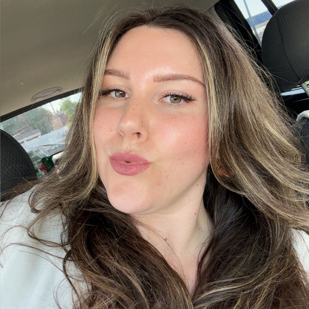Meet your Posher, Katherine